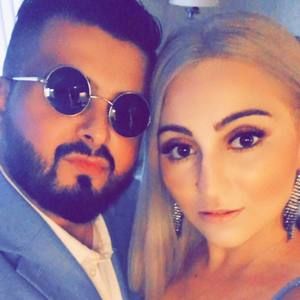 Meet your Posher, Denis meskovic